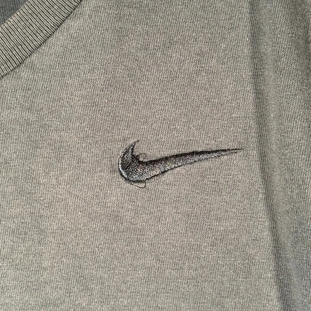 Vintage 90'S Nike Mini Swoosh USA Size S Small Shirt Green‎ V-Neck T-Shirt